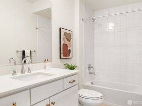 13359 (Site32) NE 175th Place, Woodinville WA 98072