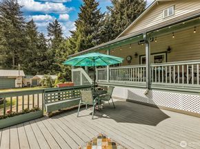 27428 97th Avenue SW, Vashon WA 98070