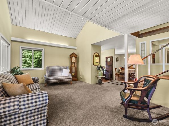 27428 97th Avenue SW, Vashon WA 98070