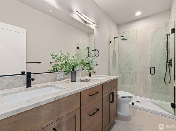 18520 83rd Avenue NE, Kenmore WA 98028