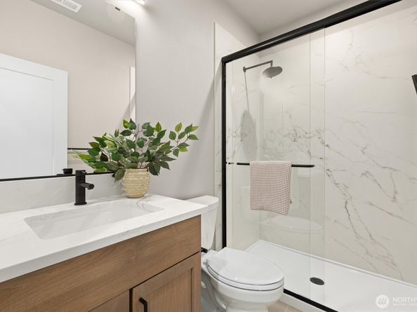 18520 83rd Avenue NE, Kenmore WA 98028