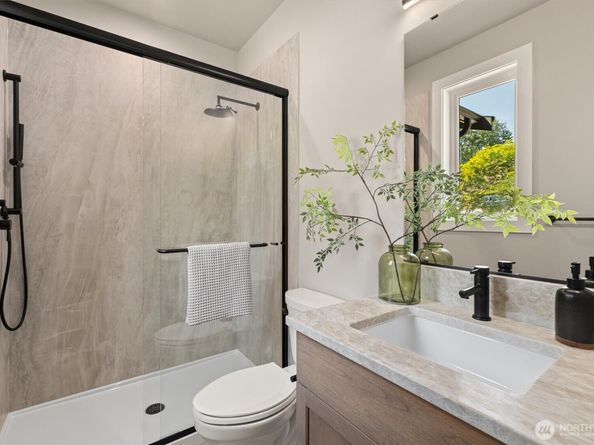 18520 83rd Avenue NE, Kenmore WA 98028