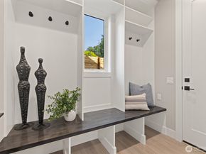 18520 83rd Avenue NE, Kenmore WA 98028