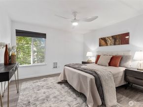 3661 Phinney Avenue N 407, Seattle WA 98103