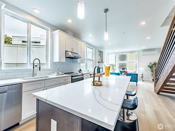 1015 Sturgus Avenue S A, Seattle WA 98144