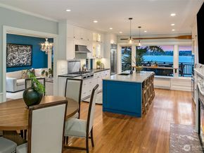 4216 55th Avenue NE, Seattle WA 98105