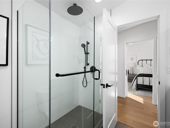 12015 36th Avenue NE B, Seattle WA 98125