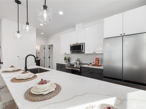 12015 36th Avenue NE B, Seattle WA 98125
