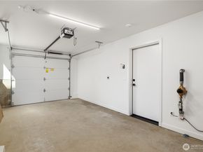 12015 36th Avenue NE B, Seattle WA 98125