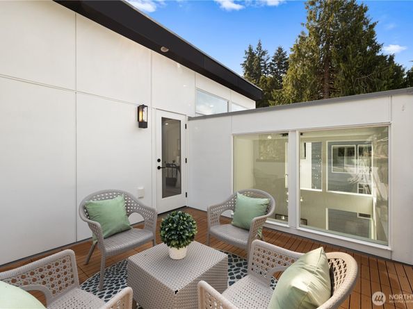 12015 36th Avenue NE B, Seattle WA 98125