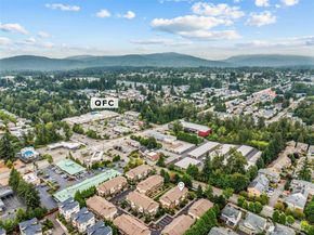 4660 NE 3rd Court J3, Renton WA 98059