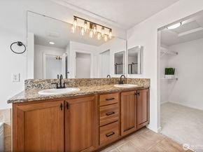 4660 NE 3rd Court J3, Renton WA 98059