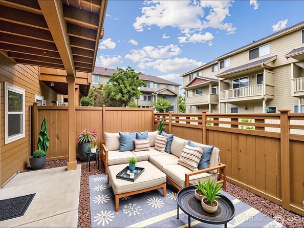 4660 NE 3rd Court J3, Renton WA 98059