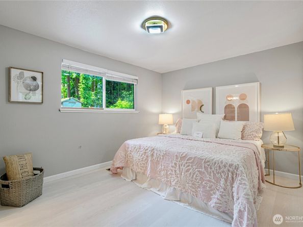 4017 162nd Avenue SE, Bellevue WA 98006