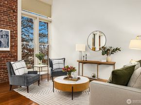 2324 1st Avenue 202, Seattle WA 98121