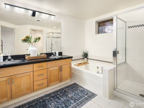 2324 1st Avenue 202, Seattle WA 98121