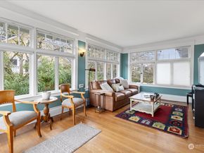 403 31st Avenue S, Seattle WA 98144