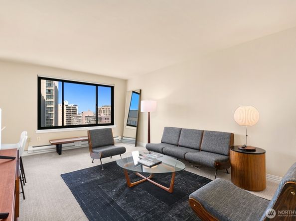 1105 Spring Street 1106, Seattle WA 98104