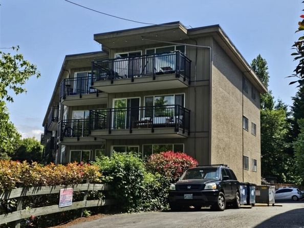 4051 Gilman Avenue W, Seattle WA 98199