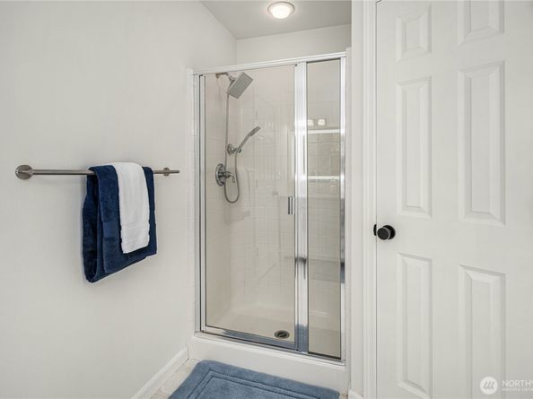 16760 128th Place NE, Woodinville WA 98072