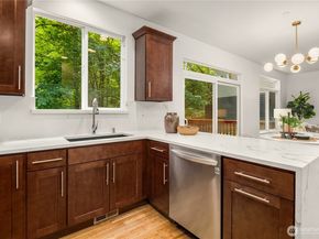 16760 128th Place NE, Woodinville WA 98072