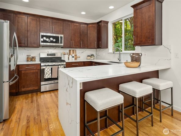 16760 128th Place NE, Woodinville WA 98072