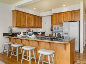 6290 Harbour Heights Parkway A3, Mukilteo WA 98275