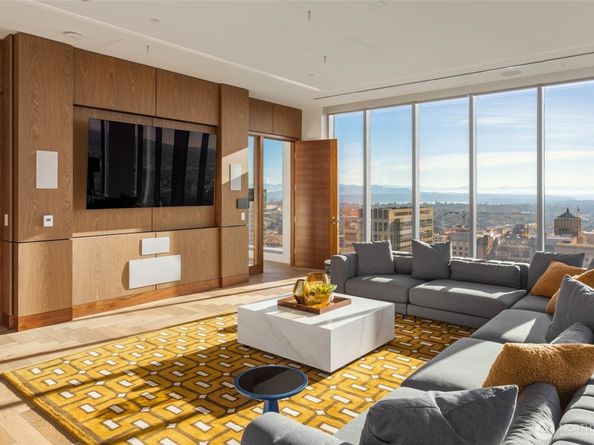 800 Columbia Street 303, Seattle WA 98104