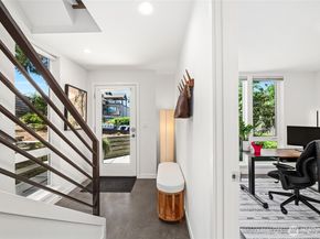 6710 36th Avenue SW A, Seattle WA 98126