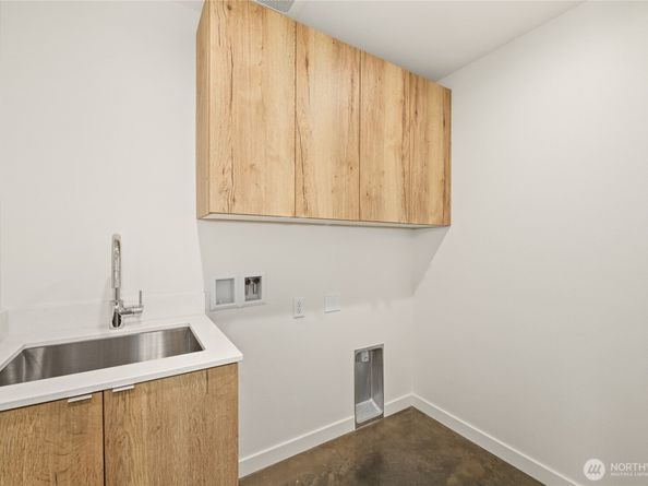 6710 36th Avenue SW A, Seattle WA 98126