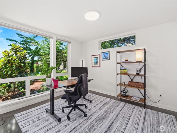 6710 36th Avenue SW A, Seattle WA 98126