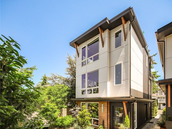 6710 36th Avenue SW A, Seattle WA 98126