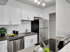 2201 3rd Avenue 1303, Seattle WA 98121