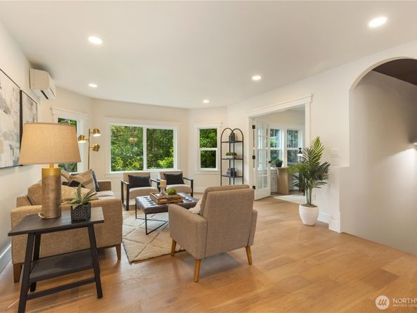 2275 NE 60th Street, Seattle WA 98115