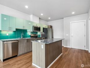 1085 103rd Avenue NE 217, Bellevue WA 98004