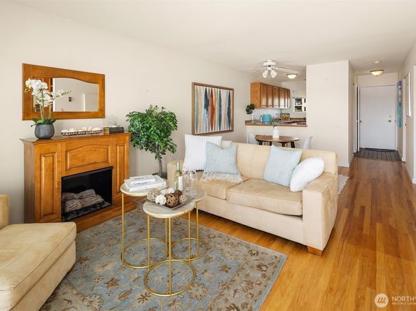 414 Lakeside Avenue S 13, Seattle WA 98144