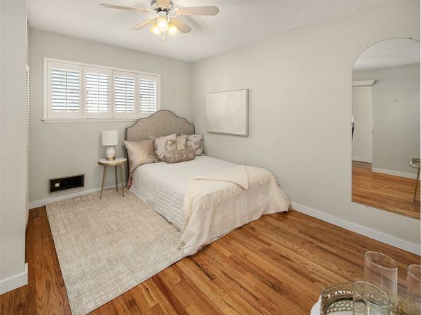 414 Lakeside Avenue S 13, Seattle WA 98144