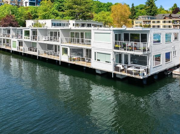 414 Lakeside Avenue S 13, Seattle WA 98144