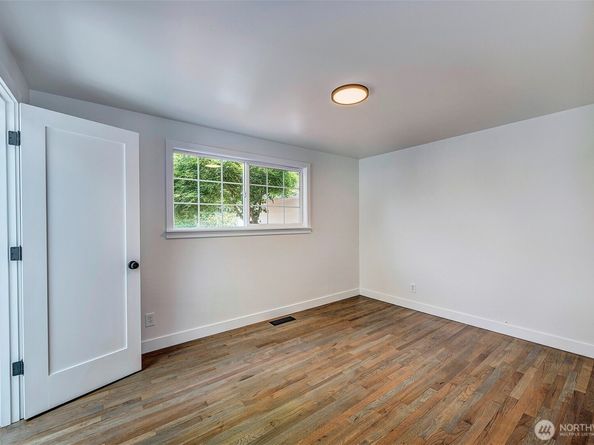 19807 80th Place W, Edmonds WA 98026