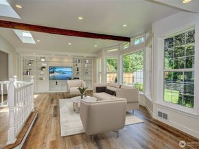 19807 80th Place W, Edmonds WA 98026