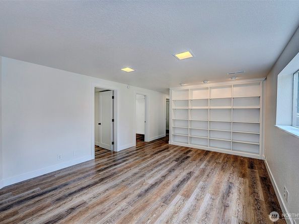 19807 80th Place W, Edmonds WA 98026