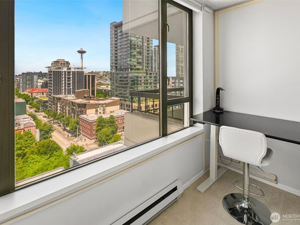 2201 3rd Avenue 1404, Seattle WA 98121