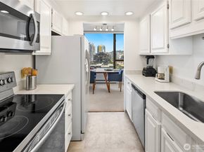 2201 3rd Avenue 1404, Seattle WA 98121