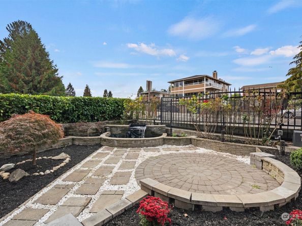 11014 Cornell Avenue S, Seattle WA 98178