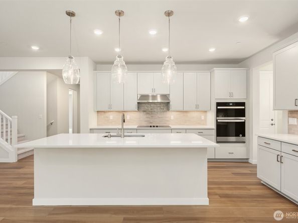23497 Arbors Terrace Road NE 27, Kingston WA 98346