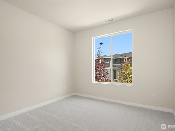 23497 Arbors Terrace Road NE 27, Kingston WA 98346