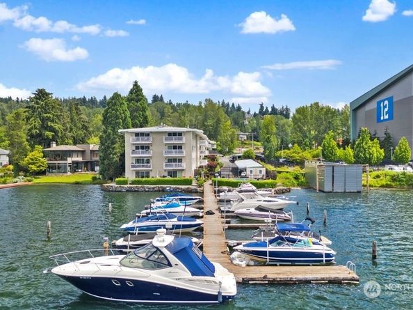 5021 Ripley Lane N 112, Renton WA 98056