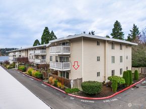 5021 Ripley Lane N 112, Renton WA 98056