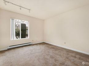 5021 Ripley Lane N 112, Renton WA 98056