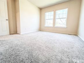 7732 Fairway Avenue SE 203, Snoqualmie WA 98065